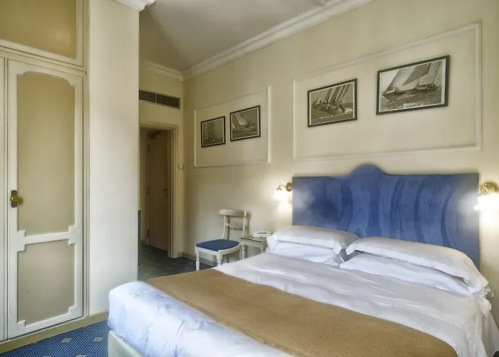 Diana Grand Hotel 4*