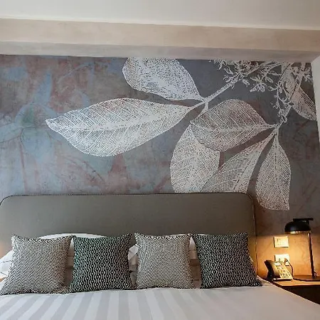 Diana Grand Hotel 4*