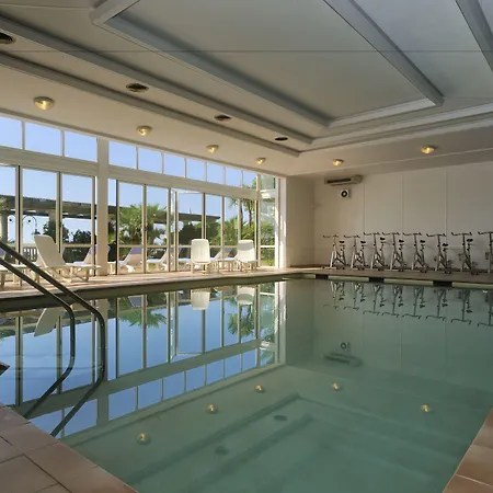Hotel Diana Grand