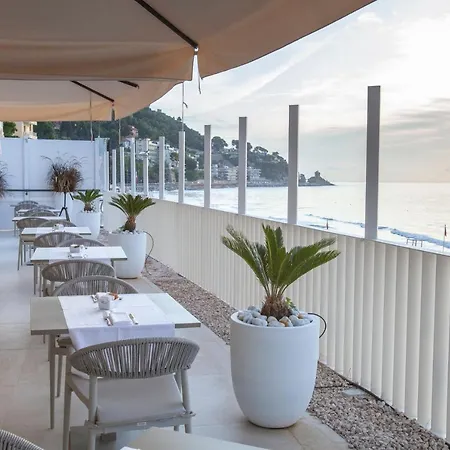 戴安娜大酒店 酒店 4*