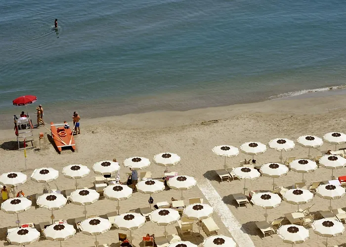 Hotel Diana Grand 4*